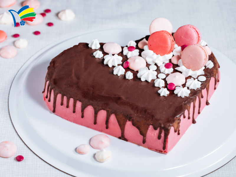 Hình ảnh học sinh tự tay vẽ tranh tặng cô giáo ngày 20/10 đầy cảm xúc và đơn giản