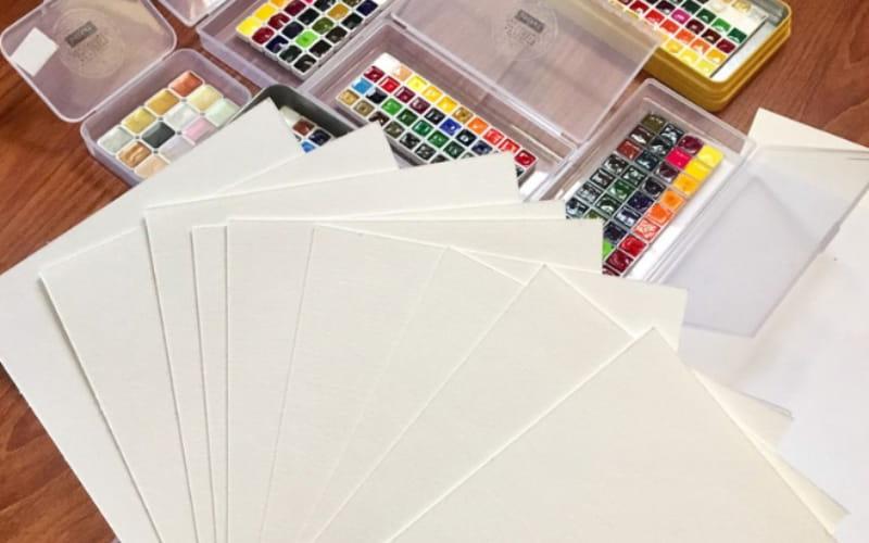 Bộ dụng cụ vẽ tranh màu nước cơ bản và cần thiết cho người mới bắt đầu học vẽ