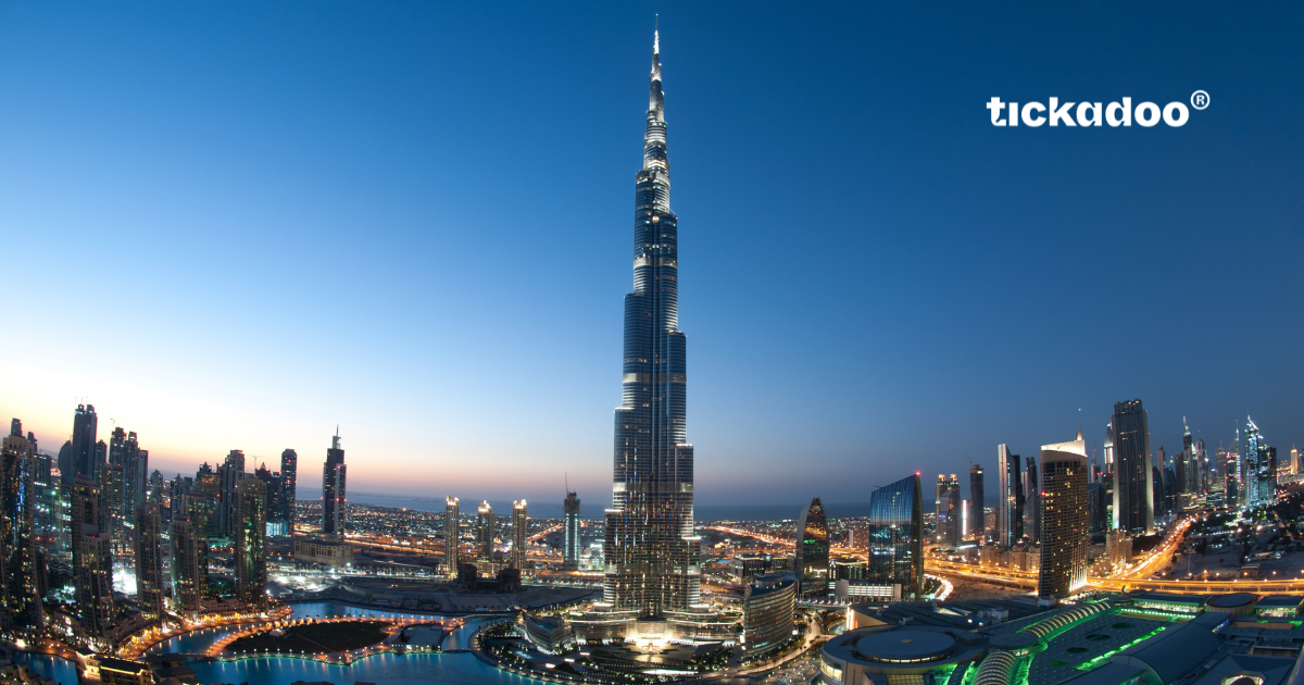 Tòa nhà Burj Khalifa biểu tượng của kiến trúc hiện đại tại Dubai với chiều cao vượt trội và thiết kế ấn tượng
