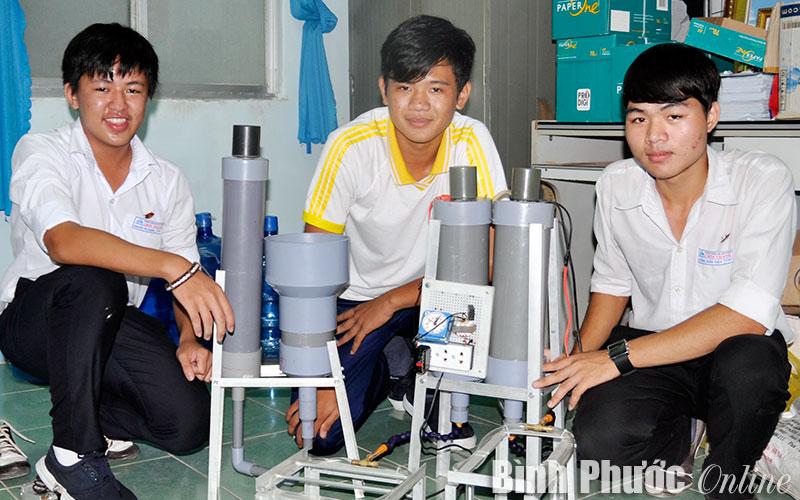 Khơi nguồn cảm hứng sáng tạo bất tận cho các em khi vẽ tranh chủ đề thiếu nhi làm nghìn việc tốt từ cuộc sống