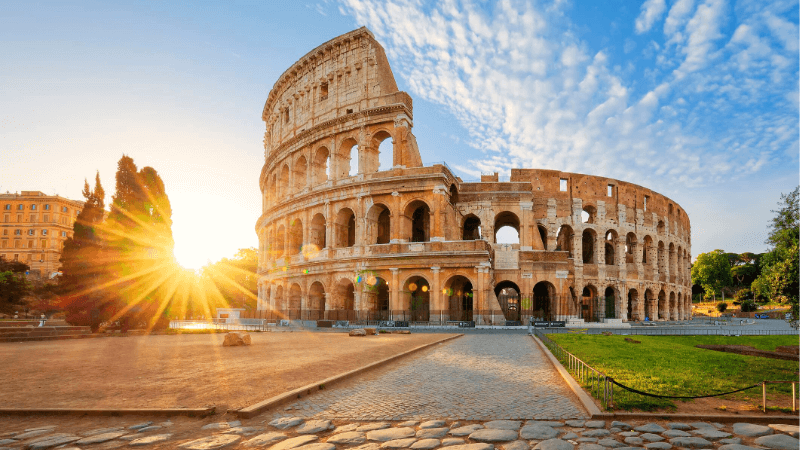 Khám Phá Các Công Trình Kiến Trúc Nổi Tiếng Thế Giới Đấu trường La Mã Colosseum ở Rome một biểu tượng kiến trúc nổi tiếng thế giới của Đế chế La Mã