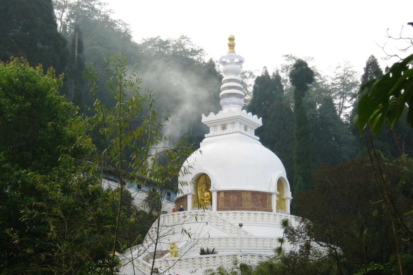 Vẻ đẹp tâm linh và kiến trúc độc đáo của Đền Vàng Amritsar, một công trình kiến trúc Ấn Độ nổi tiếng