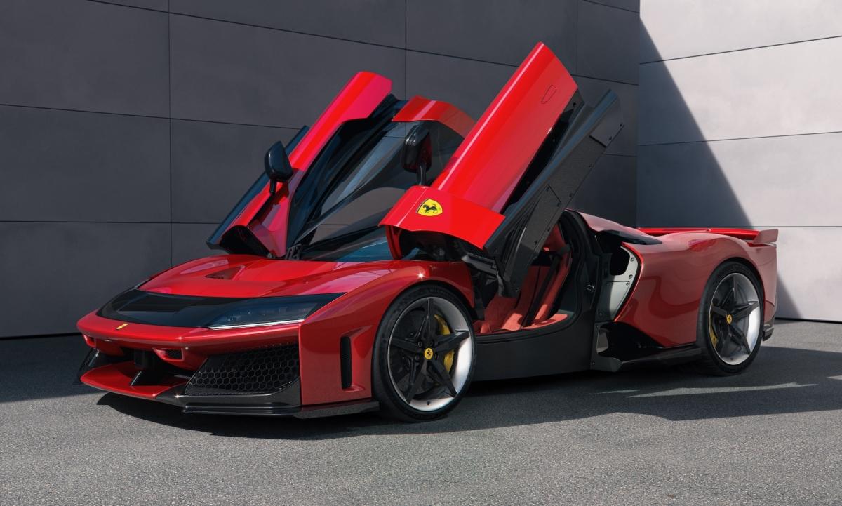 Chi tiết cách vẽ siêu xe Ferrari định hình thân xe với đường cong khí động học