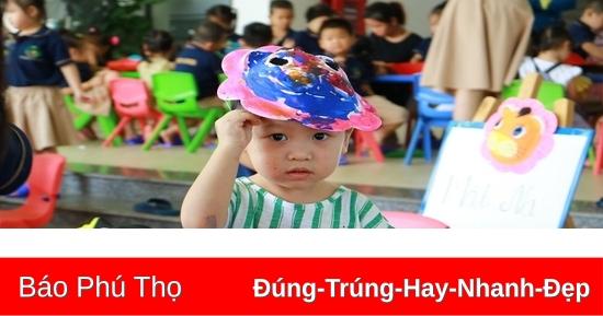 Hình ảnh lễ hội Trung Thu qua nét vẽ trẻ thơ với đèn lồng và múa sư tử