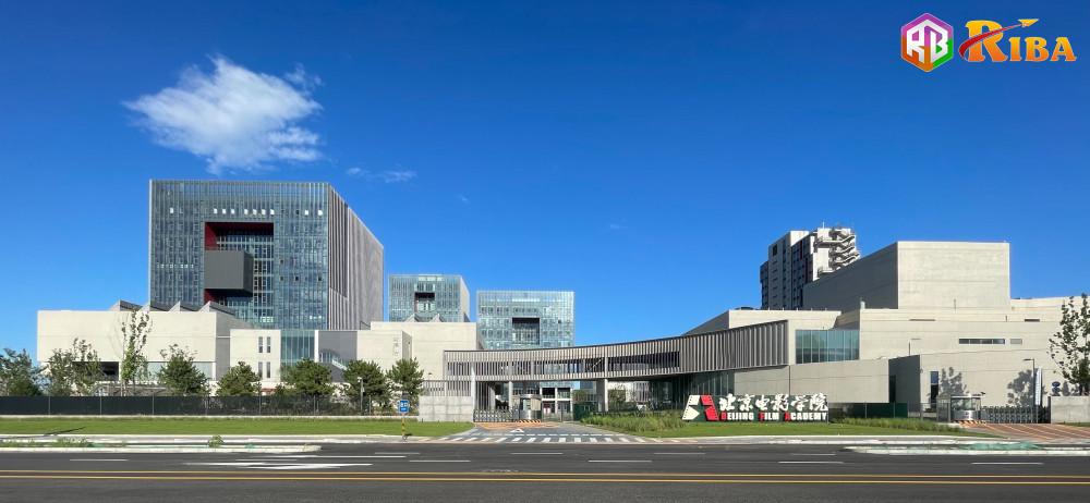 Không gian học tập và sáng tạo hiện đại tại Học viện Mỹ thuật Hà Bắc với đầy đủ trang thiết bị cho sinh viên