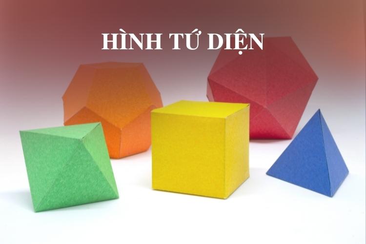 Kiểm tra lại vị trí trọng tâm G của tứ diện bằng cách vẽ thêm đường từ đỉnh khác đến trọng tâm mặt đối diện