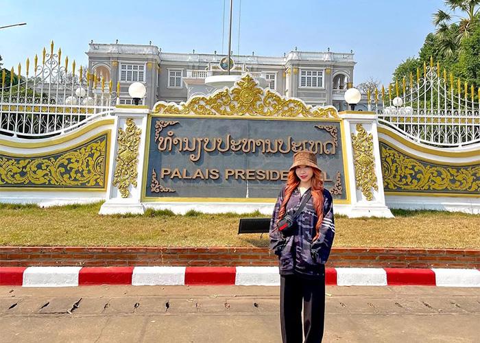 Patuxai một công trình kiến trúc Lào mang tính biểu tượng tại Vientiane với những chi tiết trang trí đậm nét văn hóa Lào