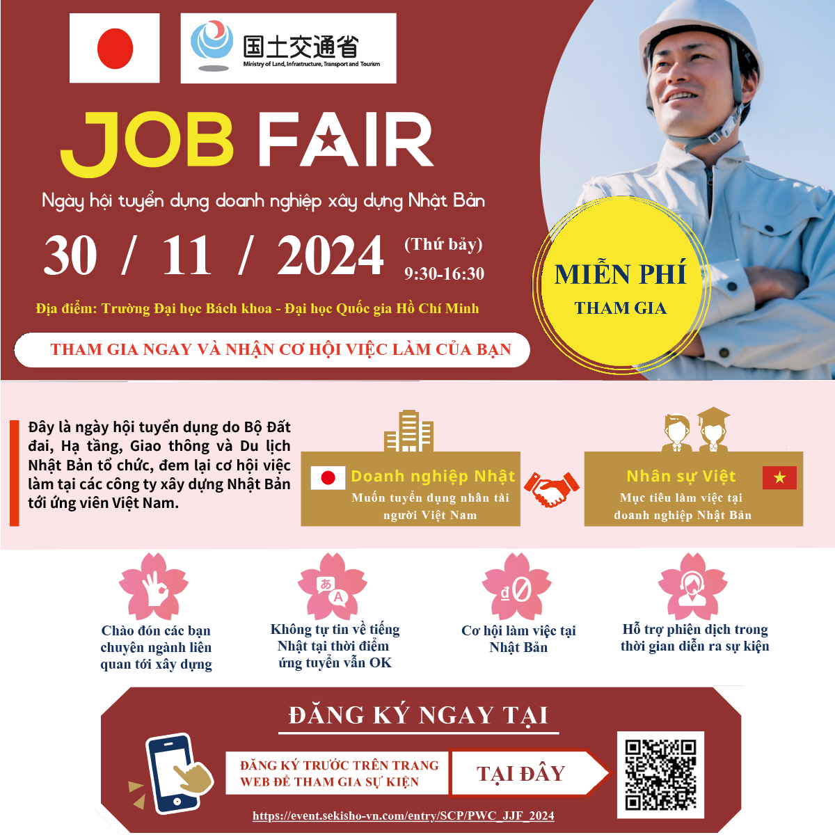 Kiến trúc sư đang thảo luận và làm việc trên bản vẽ quy hoạch kiến trúc chi tiết tại văn phòng