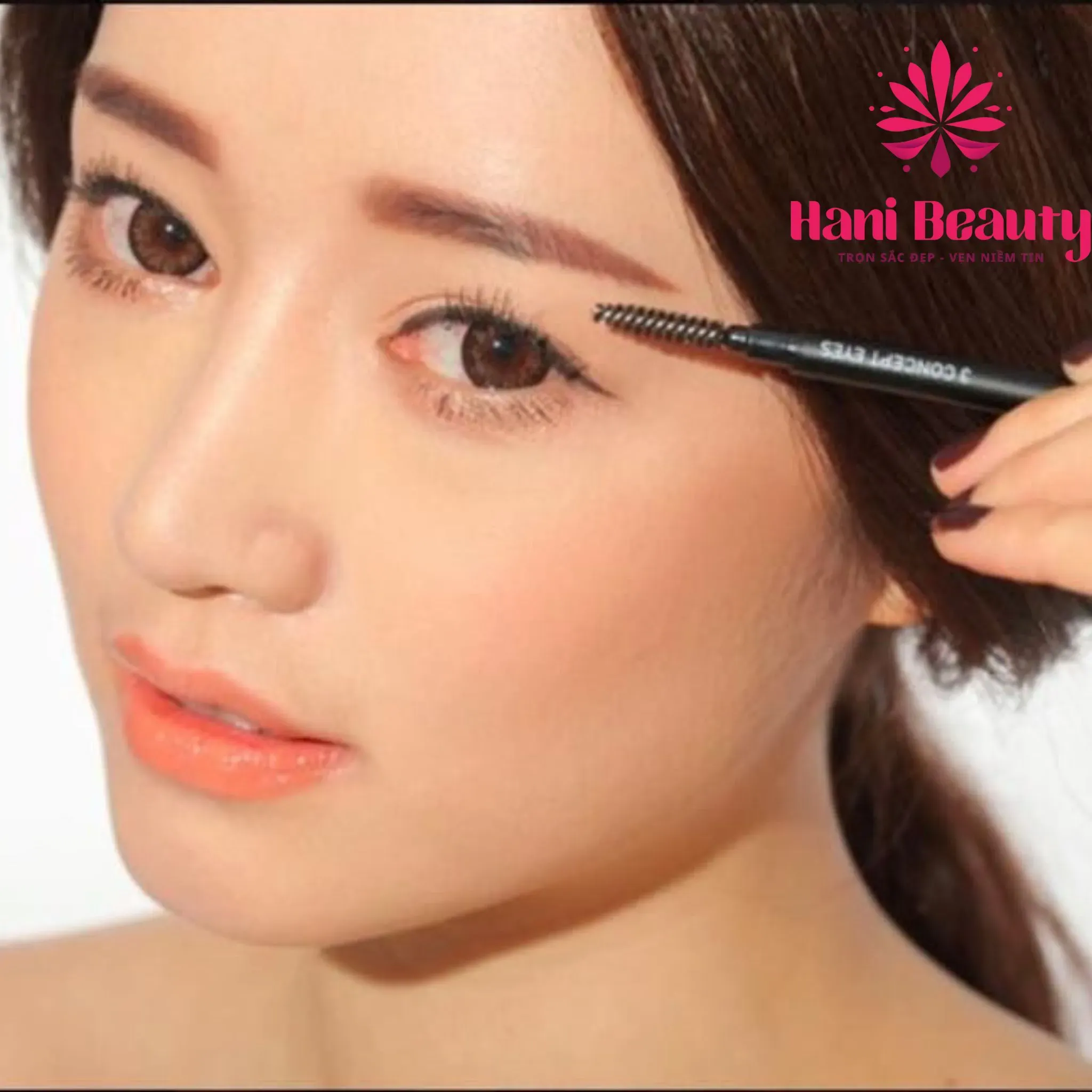 Minh họa các lỗi thường gặp khi vẽ chân mày cho người không có chân mày và cách khắc phục