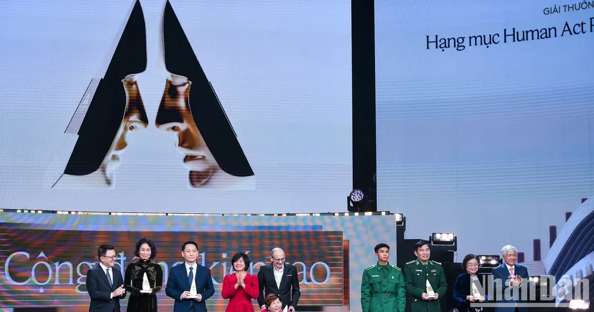 Nghệ thuật vẽ về lòng nhân ái truyền cảm hứng với cộng đồng chung tay xây dựng cuộc sống