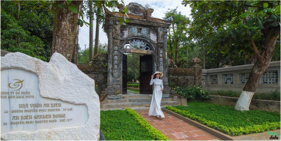 Nhà vườn An Hiên Huế với kiến trúc nhà rường cổ kính và khu vườn xanh mát