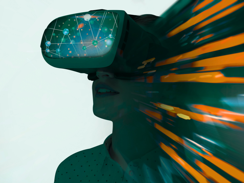 Một người đang đeo kính thực tế ảo VR để khám phá chi tiết một không gian nội thất kiến trúc hiện đại