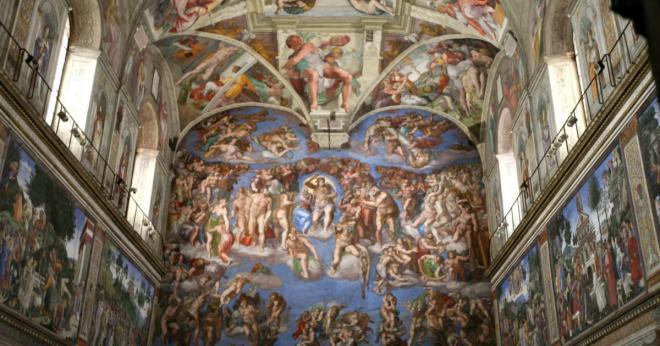 Chi tiết trần nhà nguyện Sistine vẽ bởi Michelangelo đỉnh cao của nghệ thuật Phục Hưng Ý với các nhân vật sống động