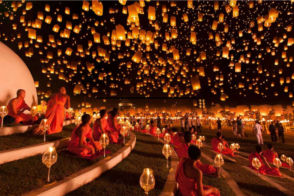Khám Phá Vẻ Đẹp **Vẽ Tranh Đề Tài Lễ Hội Thả Đèn Trời** Tác phẩm tranh vẽ lễ hội thả đèn trời bằng màu nước ấn tượng và đầy cảm xúc, màu sắc rực rỡ