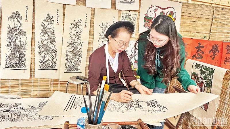 Vẻ đẹp tinh tế và chiều sâu của một tác phẩm sơn mài trong dòng chảy mỹ thuật hiện đại Việt Nam đương đại