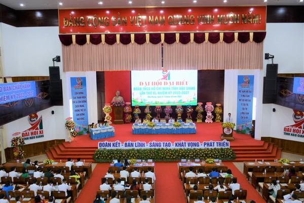 Nét Vẽ Ngây Thơ: Tranh Thiếu Nhi Việt Nam Mừng Đại Hội Đoàn Bức tranh thiếu nhi Việt Nam mừng Đại hội Đoàn thể hiện ý nghĩa sâu sắc và tinh thần tuổi trẻ
