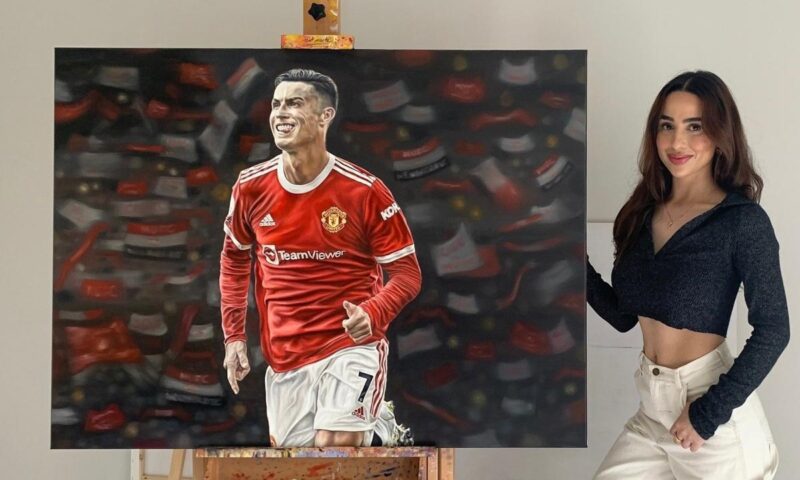 Tranh vẽ cầu thủ bóng đá bằng màu nước tái hiện khoảnh khắc ăn mừng bàn thắng rực rỡ