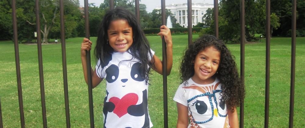 Tranh vẽ về trường học ghi lại những khoảnh khắc kỷ niệm đáng nhớ và trong sáng thời học sinh