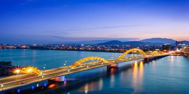 Khám phá nghệ thuật vẽ tranh phong cảnh bằng chì Tranh phong cảnh biển vẽ bằng bút chì với sóng vỗ bờ cát thơ mộng