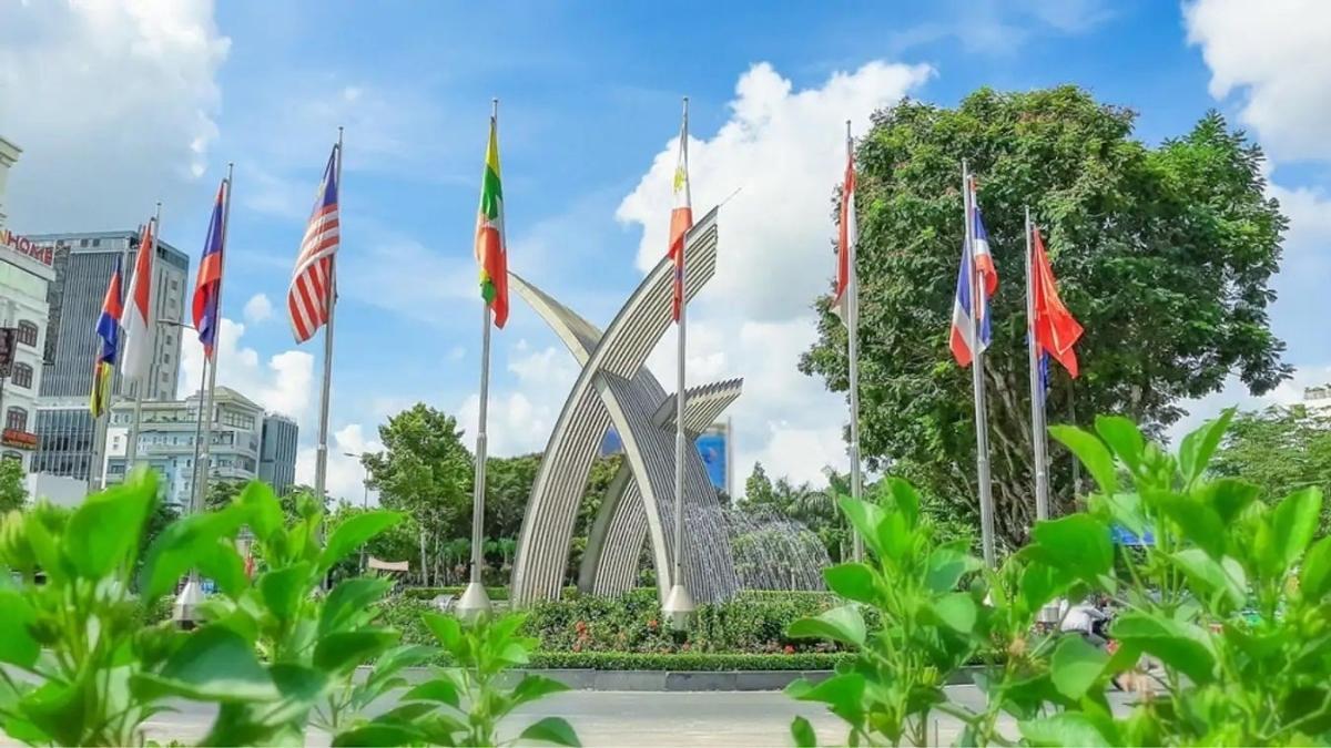 Vẽ tranh phong cảnh công viên với hình ảnh người dân thư giãn vui chơi dưới tán cây xanh