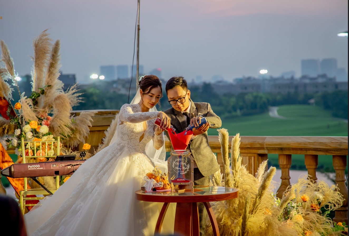 Khám Phá Nét Đẹp **Tranh Vẽ Chim Bồ Câu** Đầy Ý Nghĩa Gợi ý ý tưởng vẽ tranh đôi chim bồ câu trắng quấn quýt thể hiện tình yêu vĩnh cửu và hạnh phúc