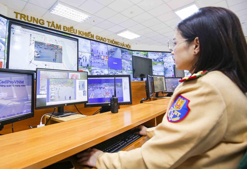 Ý tưởng vẽ tranh an toàn giao thông phản ánh việc chấp hành luật lệ giao thông đường bộ