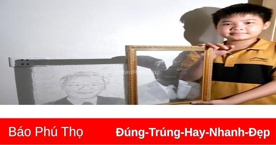 Ý tưởng vẽ tranh chân dung mẹ làm quà tặng độc đáo, thể hiện tình cảm chân thành và sự kính trọng