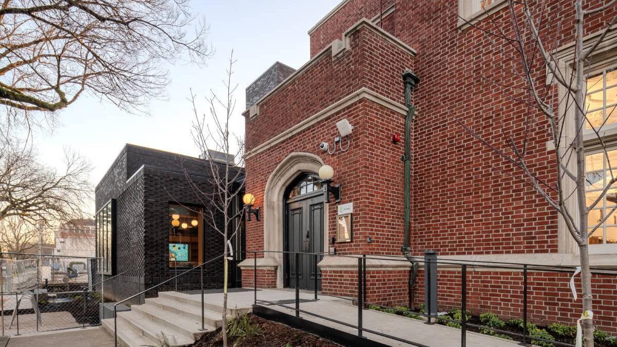 y tuong doc dao va sang tao cho buc tranh ve hoa huong duong cua ban