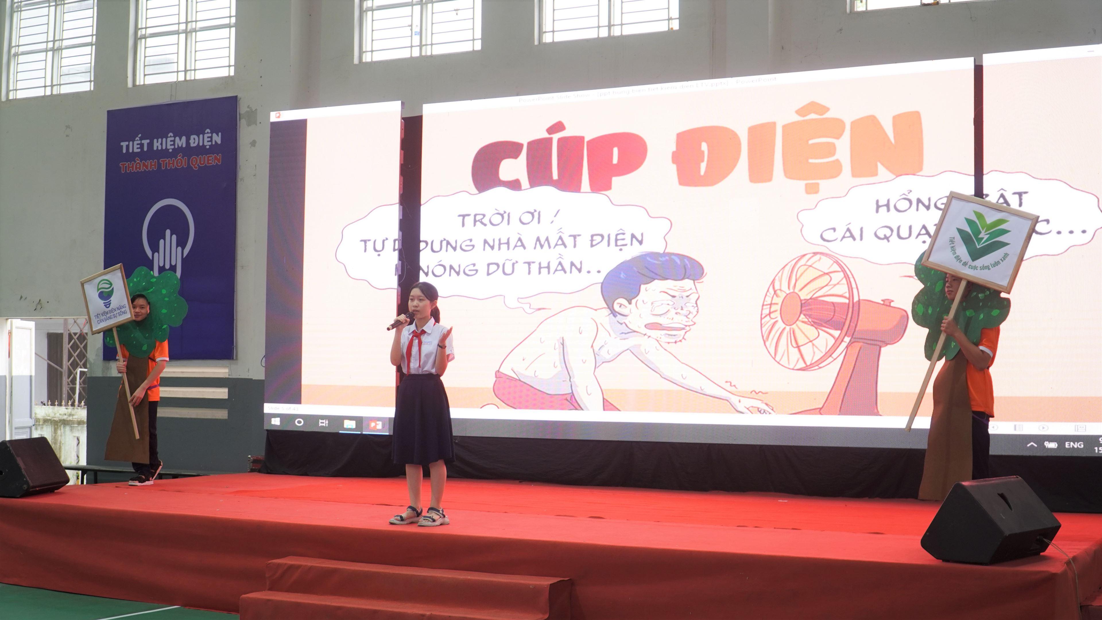 Ý tưởng vẽ tranh chủ đề tiết kiệm điện với hình ảnh các hành động thiết thực trong gia đình