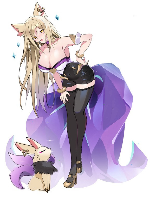 Ahri đứng giữa không gian đầy hoa, outfit tinh tế