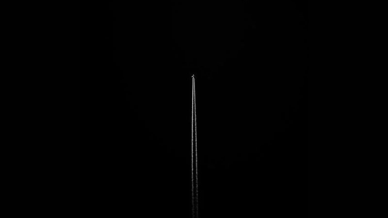 Ảnh bìa đen trơn cho Facebook