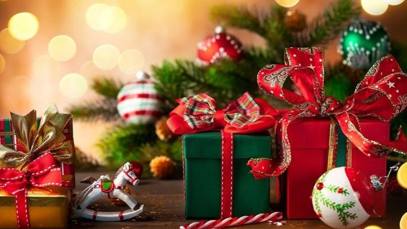 Ảnh cây thông Noel rực rỡ