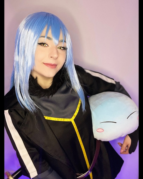 Ảnh cosplay Rimuru thể hiện sự ngầu lòi trong từng khung hình