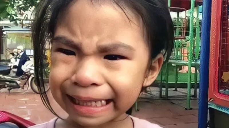 Ảnh cười châm biếm dựa trên một sự kiện