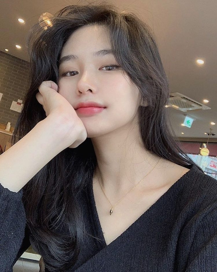 Ảnh gái Hàn Quốc mang vẻ đẹp tự nhiên và thanh lịch