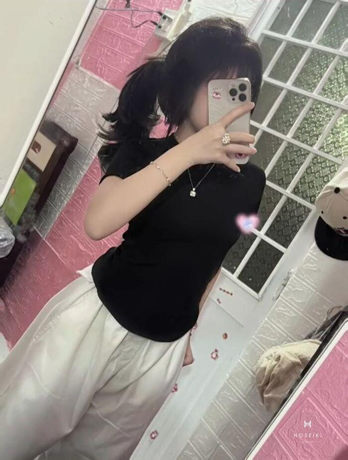 ảnh gái xinh che mặt chỉ thấy mắt