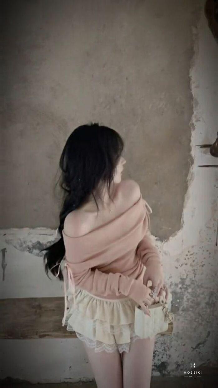 ảnh gái xinh che mặt kín đáo