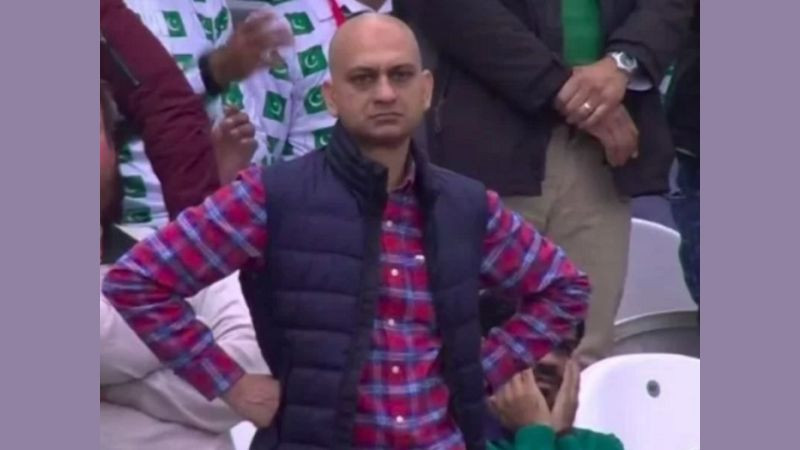Ảnh meme bất lực của ông Muhammad Akhtar, biểu tượng của sự thất vọng