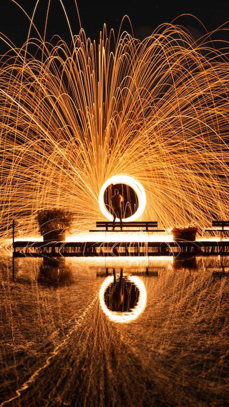 Ảnh nền đẹp hiệu ứng ánh sáng đa sắc lấp lánh