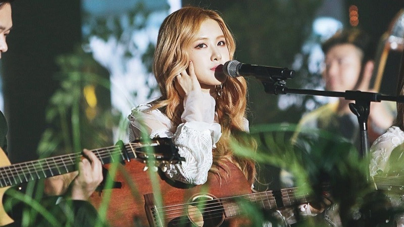 Tổng hợp ảnh Rose Blackpink đẹp và ấn tượng nhất Ảnh Rose Blackpink quảng cáo trang sức cao cấp