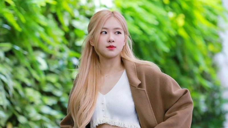 Tổng hợp ảnh Rose Blackpink đẹp và ấn tượng nhất Ảnh Rose Blackpink thể hiện tính cách năng động