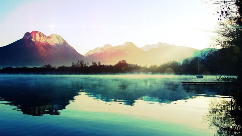 ảnh sad cảnh đồi núi phủ sương mù