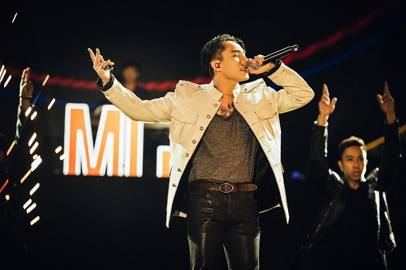 Ảnh Sơn Tùng M-TP đời thường