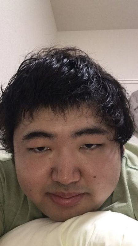 Ảnh trai xấu Việt Nam với ánh mắt và khuôn mặt hài hước