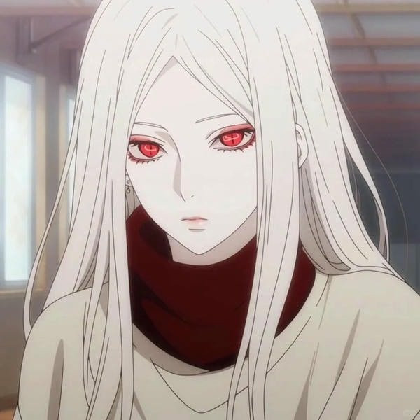 Anime girl tóc tím dài, tư thế thanh thoát nhưng lạnh nhạt