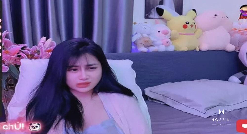 Anna Gấu phong cách trẻ trung năng động chia sẻ