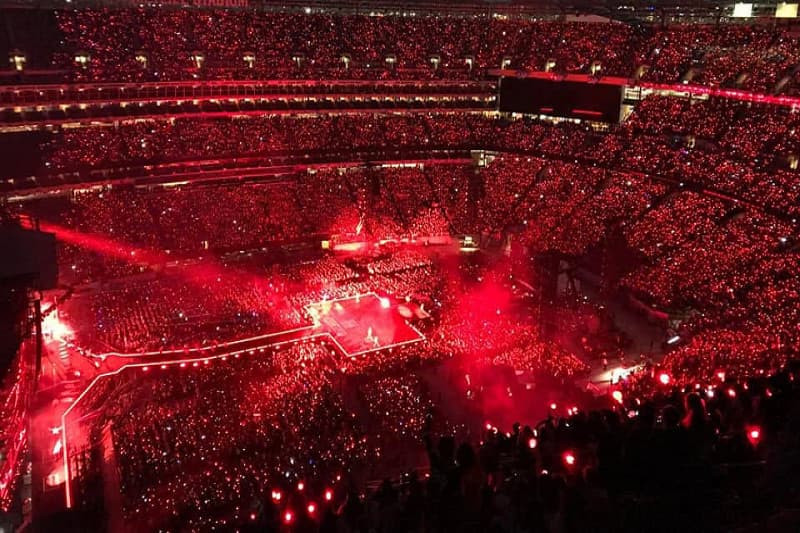 Biểu tượng ARMY thể hiện sự gắn kết của fan hâm mộ