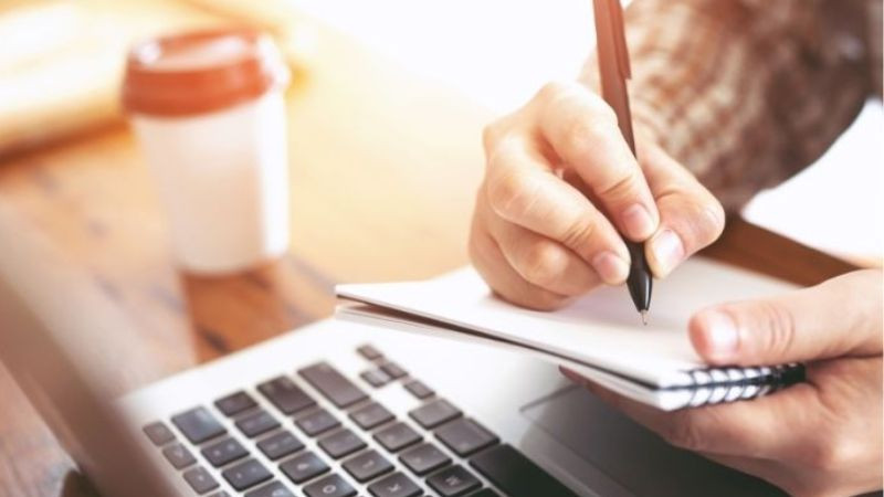 Biểu tượng đại diện cho việc phân tích đối tượng mục tiêu khi xây dựng outline