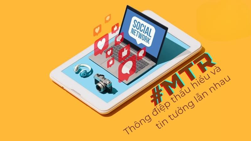 Biểu tượng hashtag MTR và logo TikTok, thể hiện câu hỏi phổ biến về ý nghĩa MTR trên nền tảng này