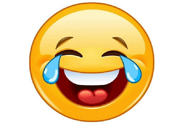Biểu tượng mặt cười dễ thương nháy mắt